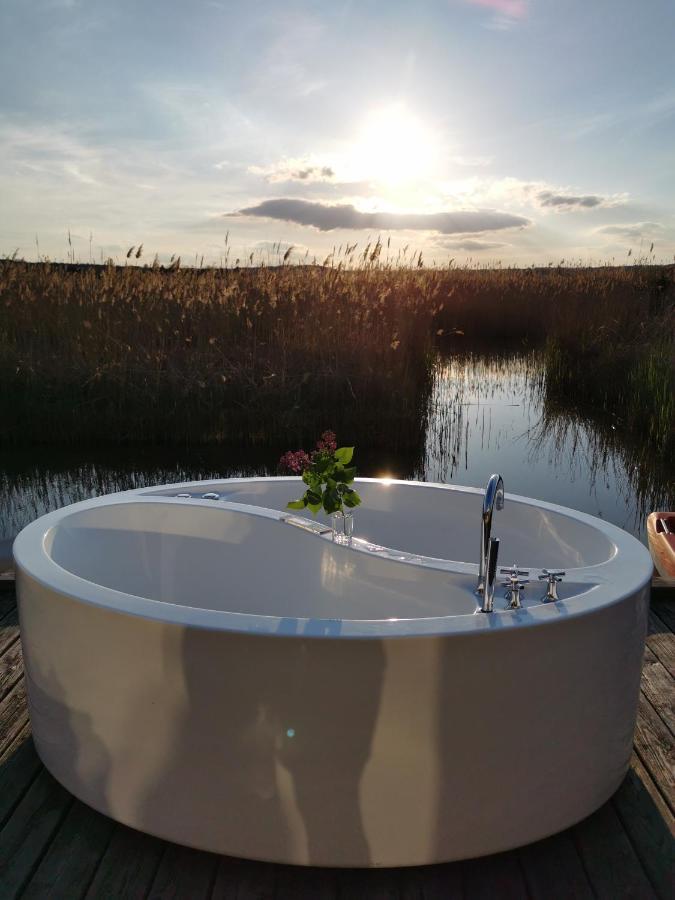 Pfahlbau Sunset II Toplage Inklusive Elektroboot Руст Екстер'єр фото